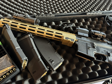 特別企画】タニオコバのモデルガン「M4」を自分好みにカスタムして撃っ