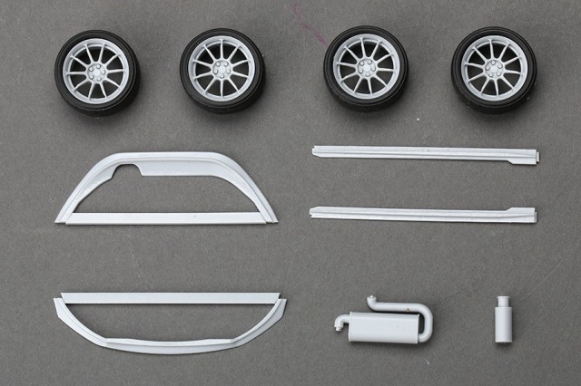 ZoomOn 1/24 マツダ ユーノス ロードスター MX-5 NA フロントリップ