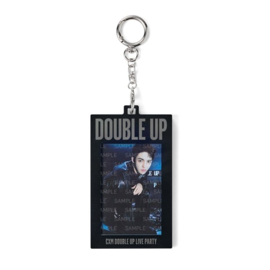 SEVENTEEN C×M DOUBLE UP トレカケース エスクプス トレカ - メルカリ